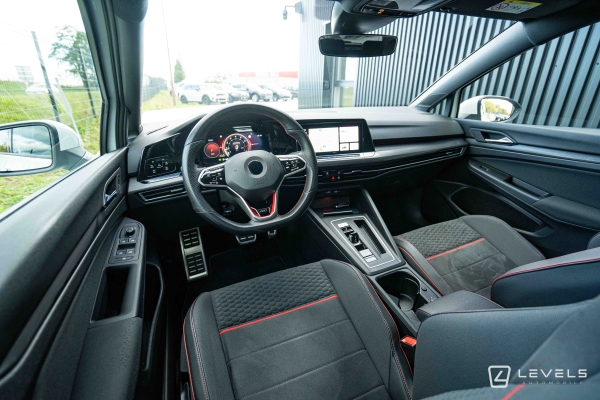  Volkswagen GOLF VIII GTI CLUBSPORT 300ch DSG7