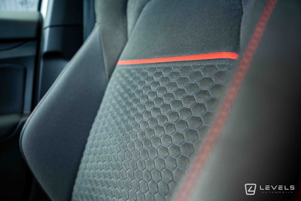  Volkswagen GOLF VIII GTI CLUBSPORT 300ch DSG7