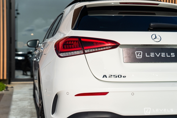 Mercedes Classe A 250E AMG LINE 8G-DCT