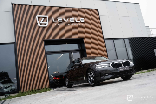 BMW SERIE 5 518D 150CH Business Design BVA8