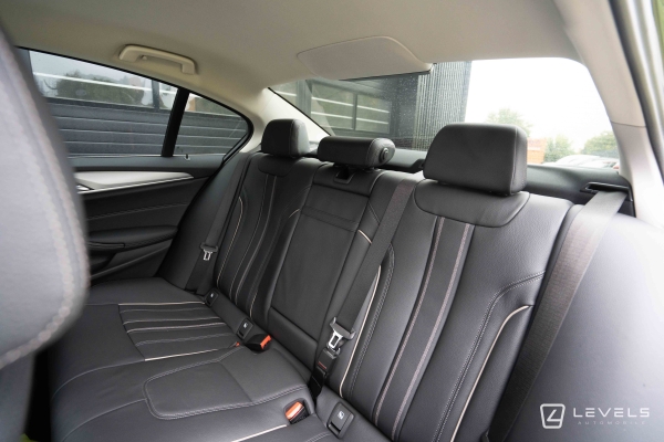 BMW SERIE 5 518D 150CH Business Design BVA8