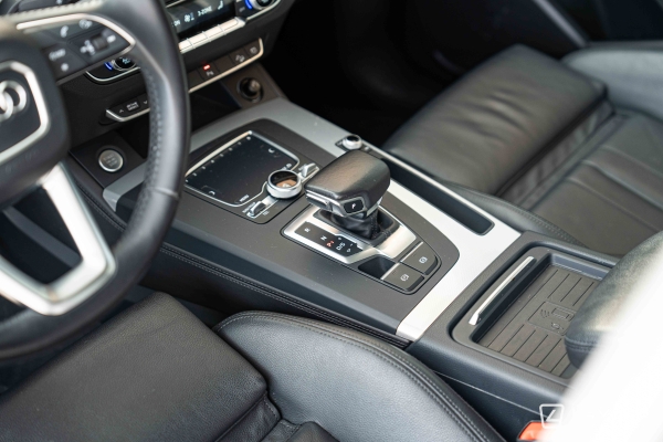 Audi Q5 TDI 190ch AVUS QUATTRO S-Tronic