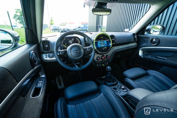 MINI COUNTRYMAN COOPER SE 125+95 Ch YOURS ALL4 BVA6