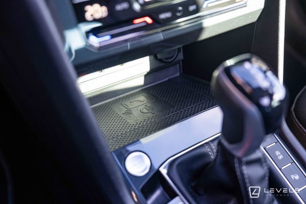  Volkswagen Tiguan R-LINE 2.0 TDI 150 DSG7