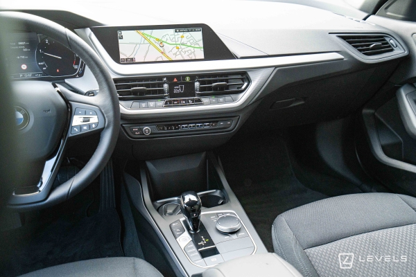 BMW SERIE 1 116DA 116 CH BUSINESS DESIGN DKG7
