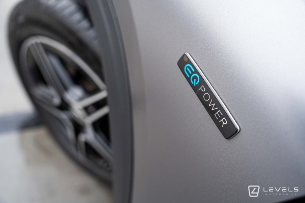 Mercedes GLA 250E AMG LINE 8G-DCT