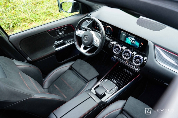 Mercedes GLA 250E AMG LINE 8G-DCT