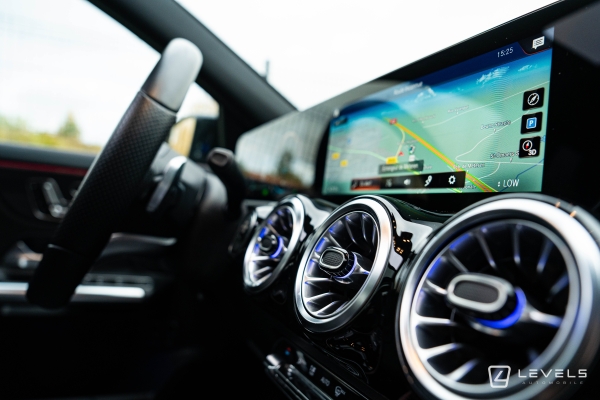 Mercedes GLA 250E AMG LINE 8G-DCT