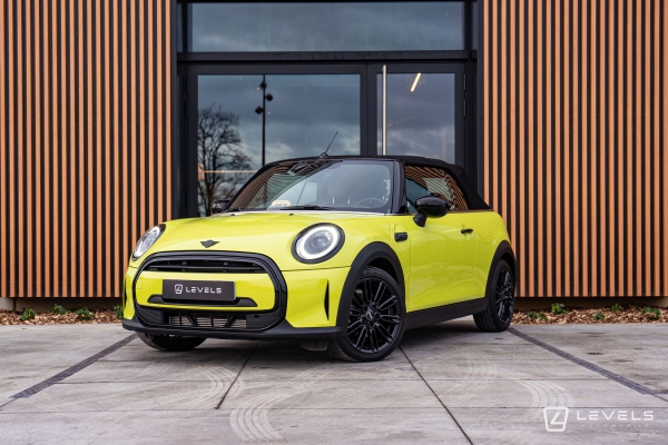 MINI COOPER CABRIO 136 Ch Essential BVA7