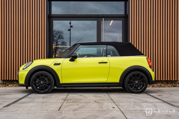 MINI COOPER CABRIO 136 Ch Essential BVA7