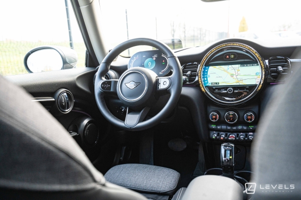 MINI COOPER 136 ch CAMDEN BVA7