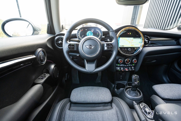MINI COOPER 136 ch CAMDEN BVA7