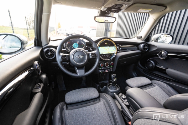 MINI COOPER 136 ch CAMDEN BVA7
