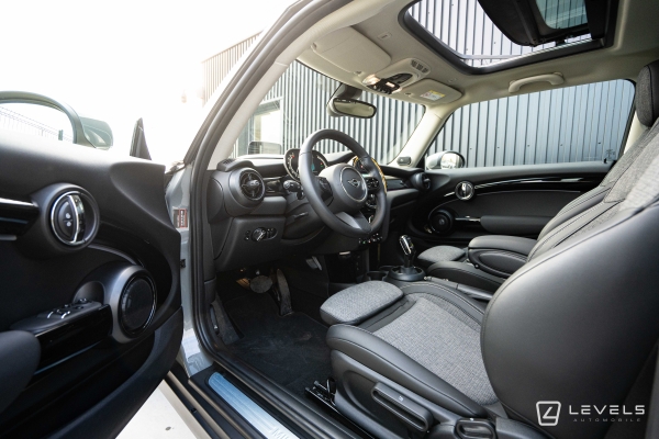 MINI COOPER 136 ch CAMDEN BVA7