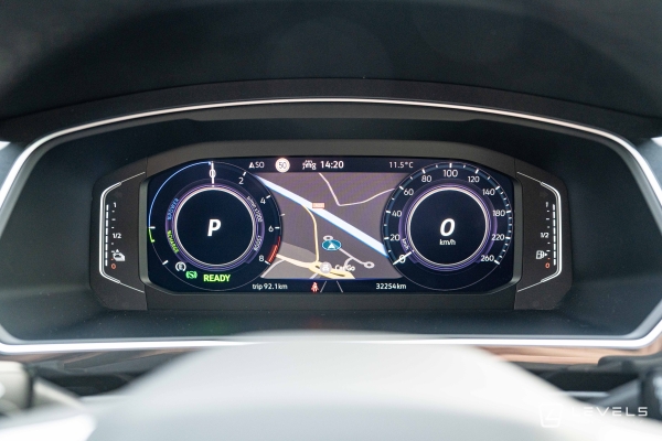  Volkswagen Tiguan R-LINE 1.4 E-hybrid 245 ch DSG6