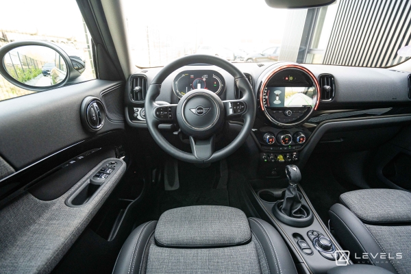 MINI COUNTRYMAN COOPER SE 125+95 Ch ALL4 Business Design BVA