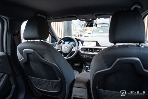 BMW SERIE 1 116DA 116 CH BUSINESS DESIGN DKG7