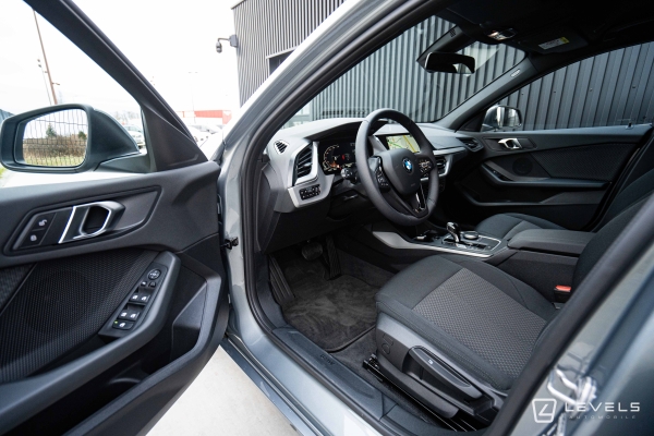 BMW SERIE 1 116DA 116 CH BUSINESS DESIGN DKG7