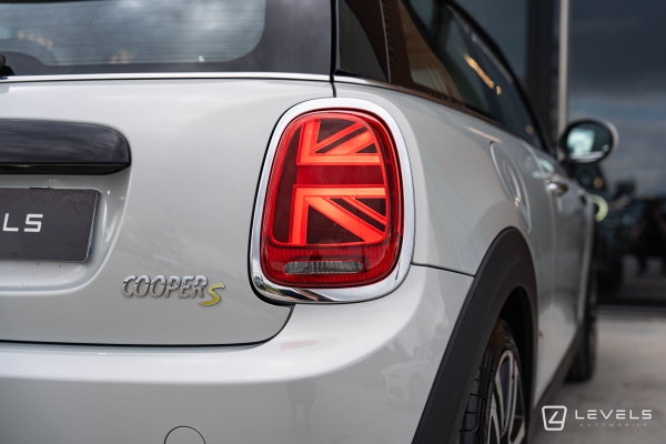 MINI COOPER ELECTRIC SE Edition CAMDEN 184 CH BVA