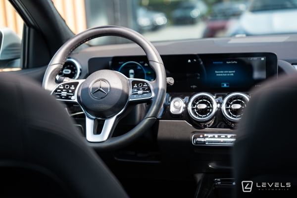 Mercedes GLA 250E Progressive Line 8G-DCT