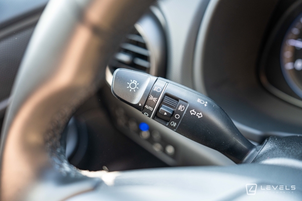 Hyundai KONA 1.0 T-GDI 120 HYBRID 48V CREATIVE