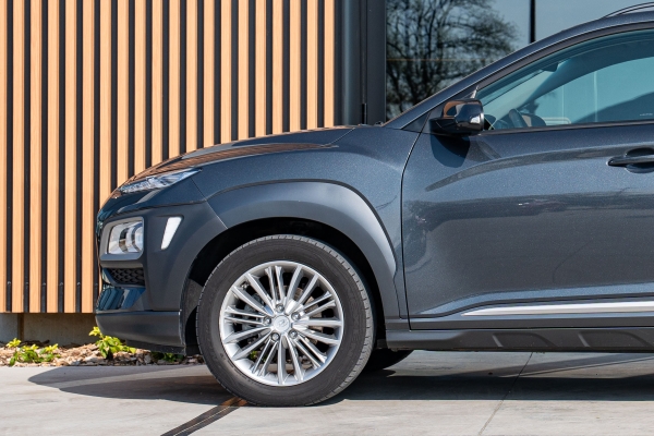 Hyundai KONA 1.0 T-GDI 120 HYBRID 48V CREATIVE