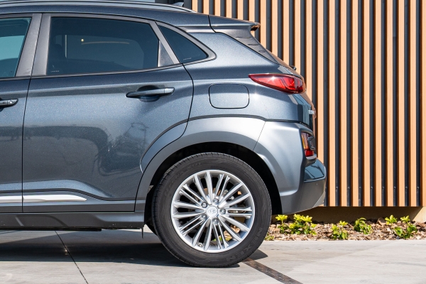 Hyundai KONA 1.0 T-GDI 120 HYBRID 48V CREATIVE