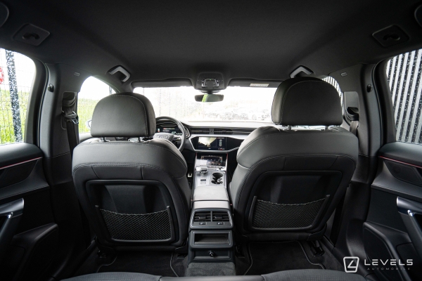 Audi A6 Avant 40TFSI 204 ch S-Line S-tronic 7