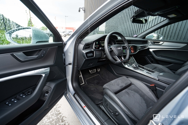 Audi A6 Avant 40TFSI 204 ch S-Line S-tronic 7