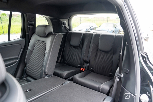 Mercedes GLB 200D 150 ch Progressive Line 7 places 7G-DCT