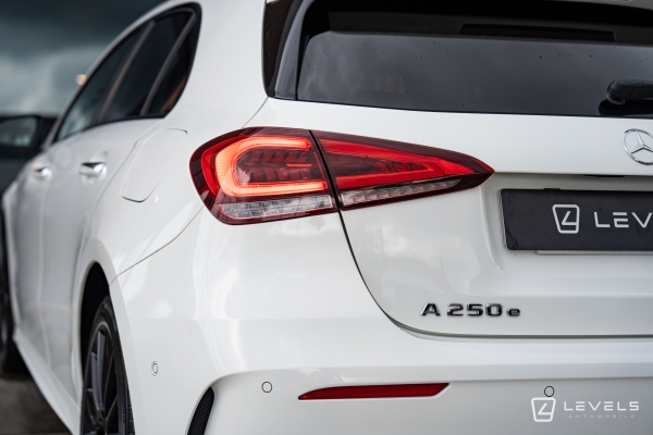 Mercedes Classe A 250E AMG LINE 8G-DCT