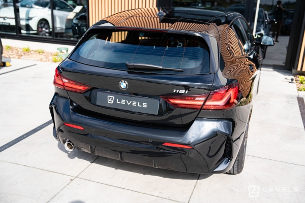 BMW SERIE 1 118i 136 ch M SPORT DKG7