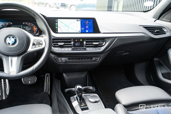 BMW SERIE 1 118i 136 ch M SPORT DKG7