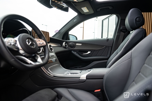 Mercedes GLC COUPE 300E AMG LINE 211 ch + 122 ch 4MATIC  9G-Tronic