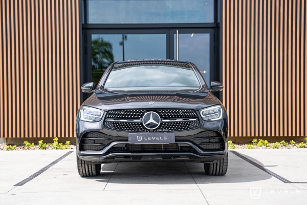 Mercedes GLC COUPE 300E AMG LINE 211 ch + 122 ch 4MATIC  9G-Tronic