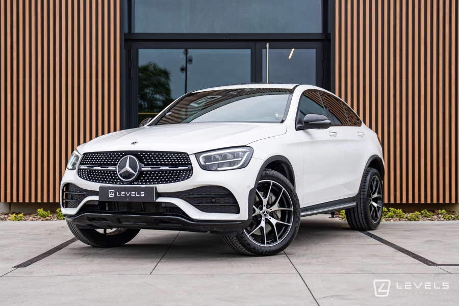 Mercedes GLC COUPE 300E AMG LINE 211 ch + 122 ch 4MATIC  9G-Tronic