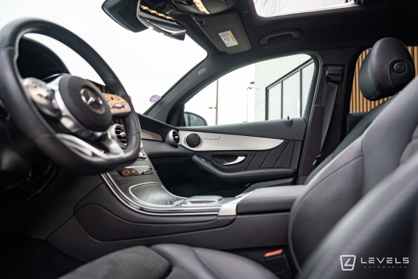 Mercedes GLC COUPE 300E AMG LINE 211 ch + 122 ch 4MATIC  9G-Tronic