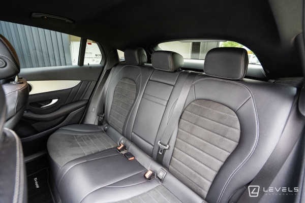 Mercedes GLC COUPE 300E AMG LINE 211 ch + 122 ch 4MATIC  9G-Tronic