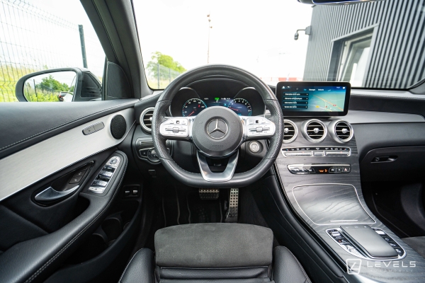 Mercedes GLC COUPE 300E AMG LINE 211 ch + 122 ch 4MATIC  9G-Tronic