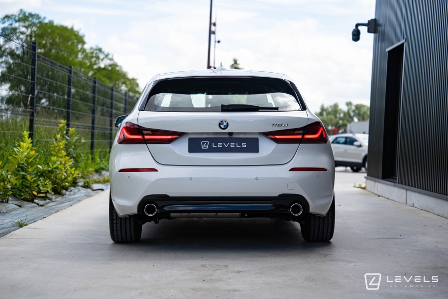 BMW SERIE 1 118d Edition Sport 150 CH DKG7