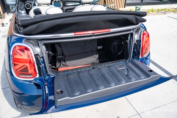 MINI ONE CABRIO 102CH HEDDON STREET BVM