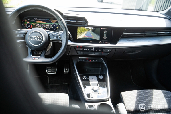 Audi A3 SPORTBACK 35 TFSI 150 ch MHEV S LINE S TRONIC 7