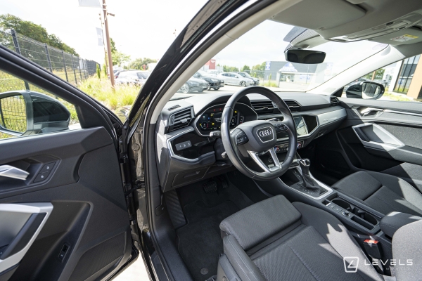 Audi Q3 SPORTBACK 35 TFSI 150 Ch Business Line S-Tronic 7