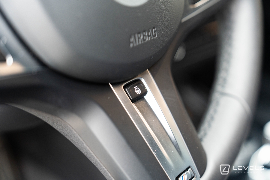 BMW SERIE 1 118i 136 ch M SPORT DKG7