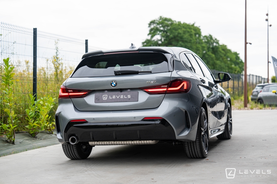 BMW SERIE 1 118i 136 ch M SPORT DKG7