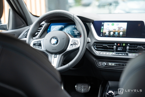 BMW SERIE 1 118i 136 ch M SPORT DKG7