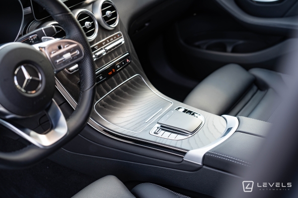 Mercedes GLC COUPE 300E 4MATIC AMG LINE 9G-TRONIC