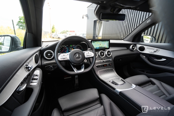 Mercedes GLC COUPE 300E 4MATIC AMG LINE 9G-TRONIC