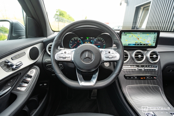 Mercedes GLC COUPE 300E 4MATIC AMG LINE 9G-TRONIC
