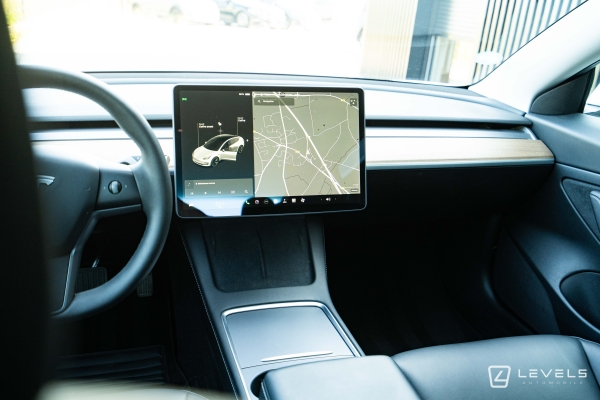 Tesla MODEL 3 Standard Plus RWD